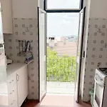 Marques Budget Δωμάτια σε οικογενειακή κατοικία Lisboa