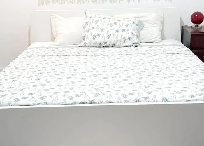 Marques Budget Homestay Lisbon
